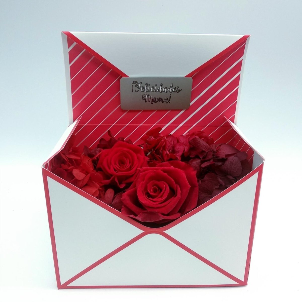 Caja sobre con rosas preservadas Floreate