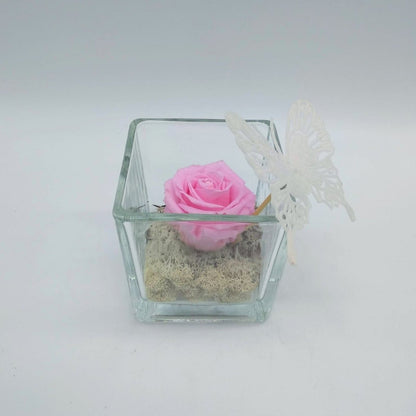 Vaso de cristal con rosa preservadas Floreate